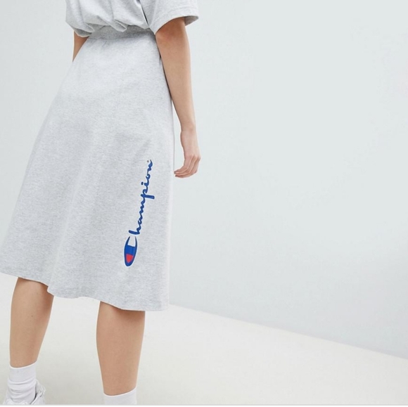 Champion skirt - Picture 3 of 4